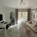 En Nueva Andalucia شقة ماربيا
